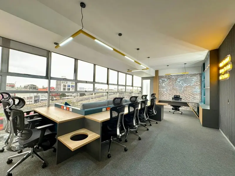 Fotografía de obra terminada: área de trabajo. Oficinas con zona recreativa en Bogotá, Decord Design
